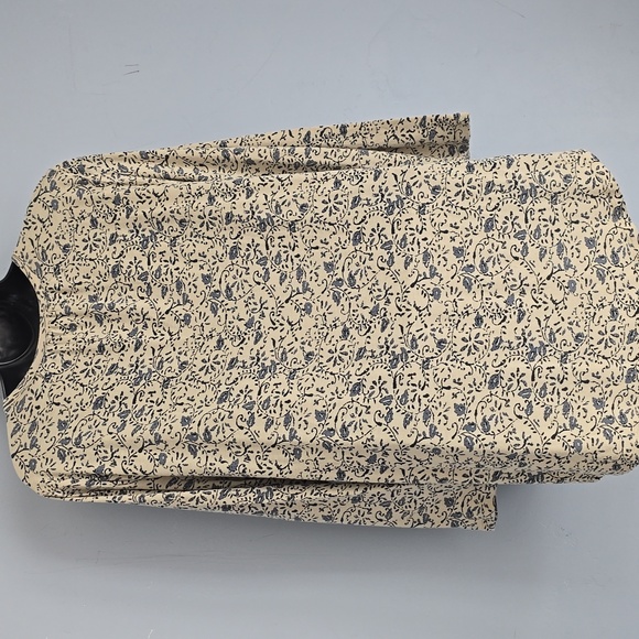 Set of 2 Lucky Brand Blouse & Shirt - Picture 6 of 17